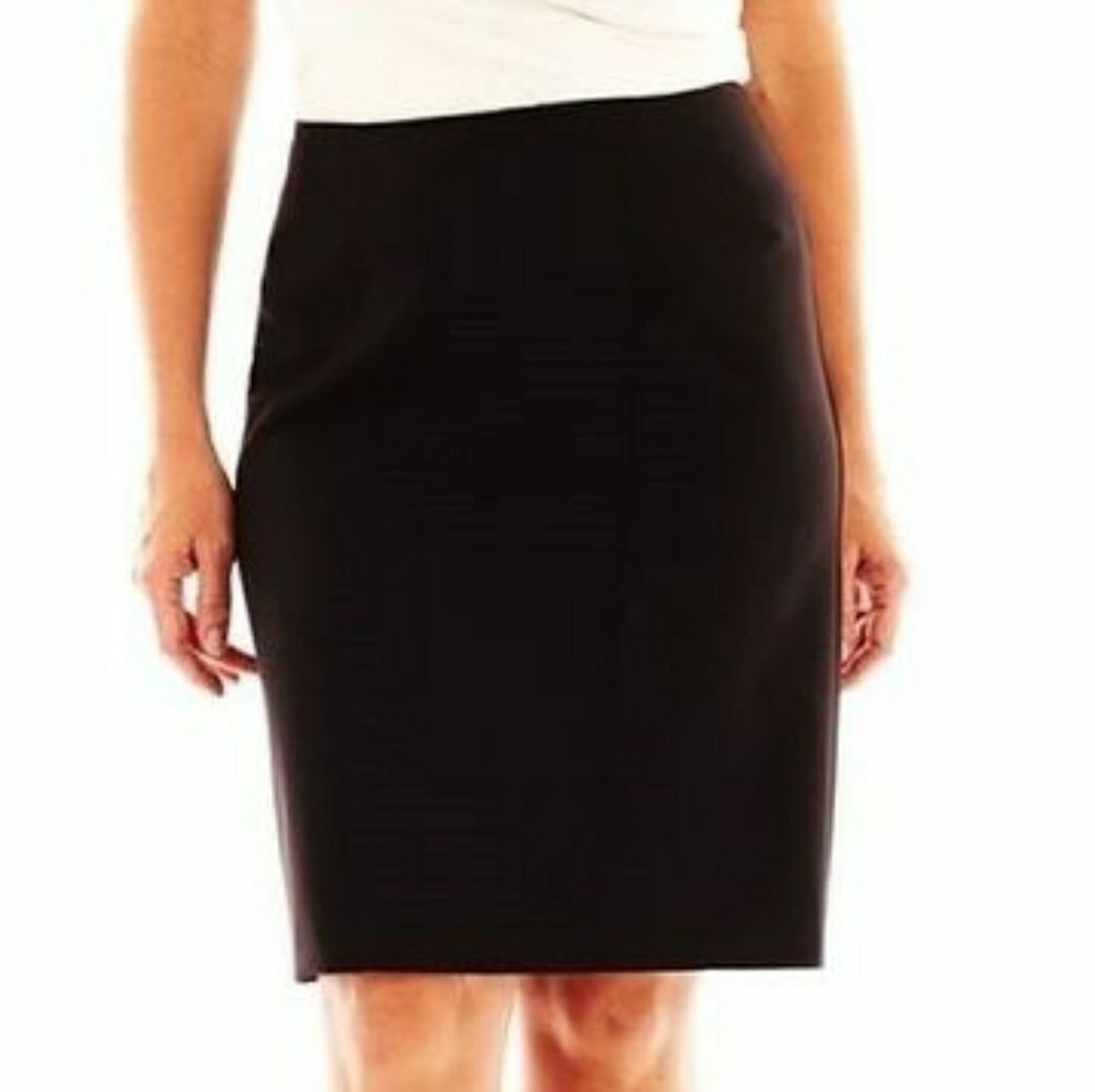 Black Mid-Rise Pencil Skirt